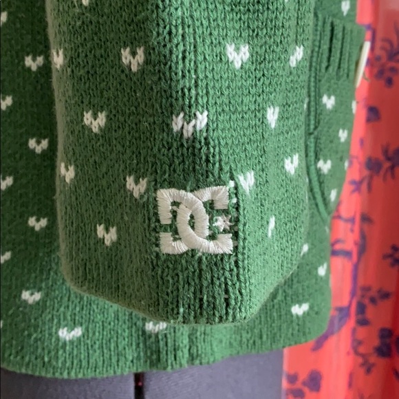 DC Kelly green 3/4 sleeve zippered sweater - Picture 5 of 8